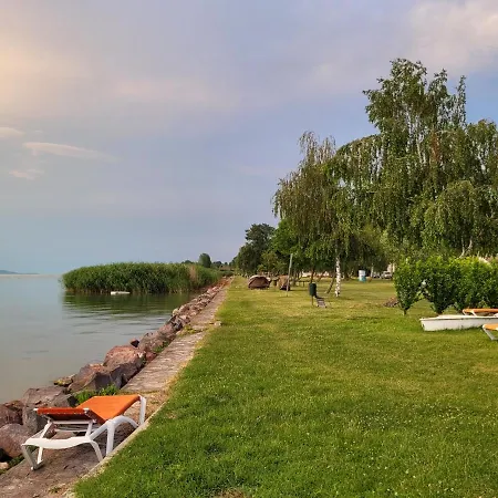 Szemesi * Balatonszemes