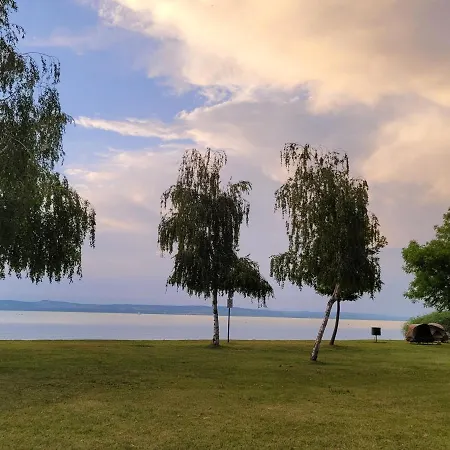 Szemesi 아파트 Balatonszárszó