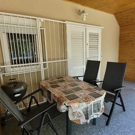Szemesi Apartment