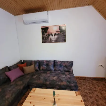 Szemesi *